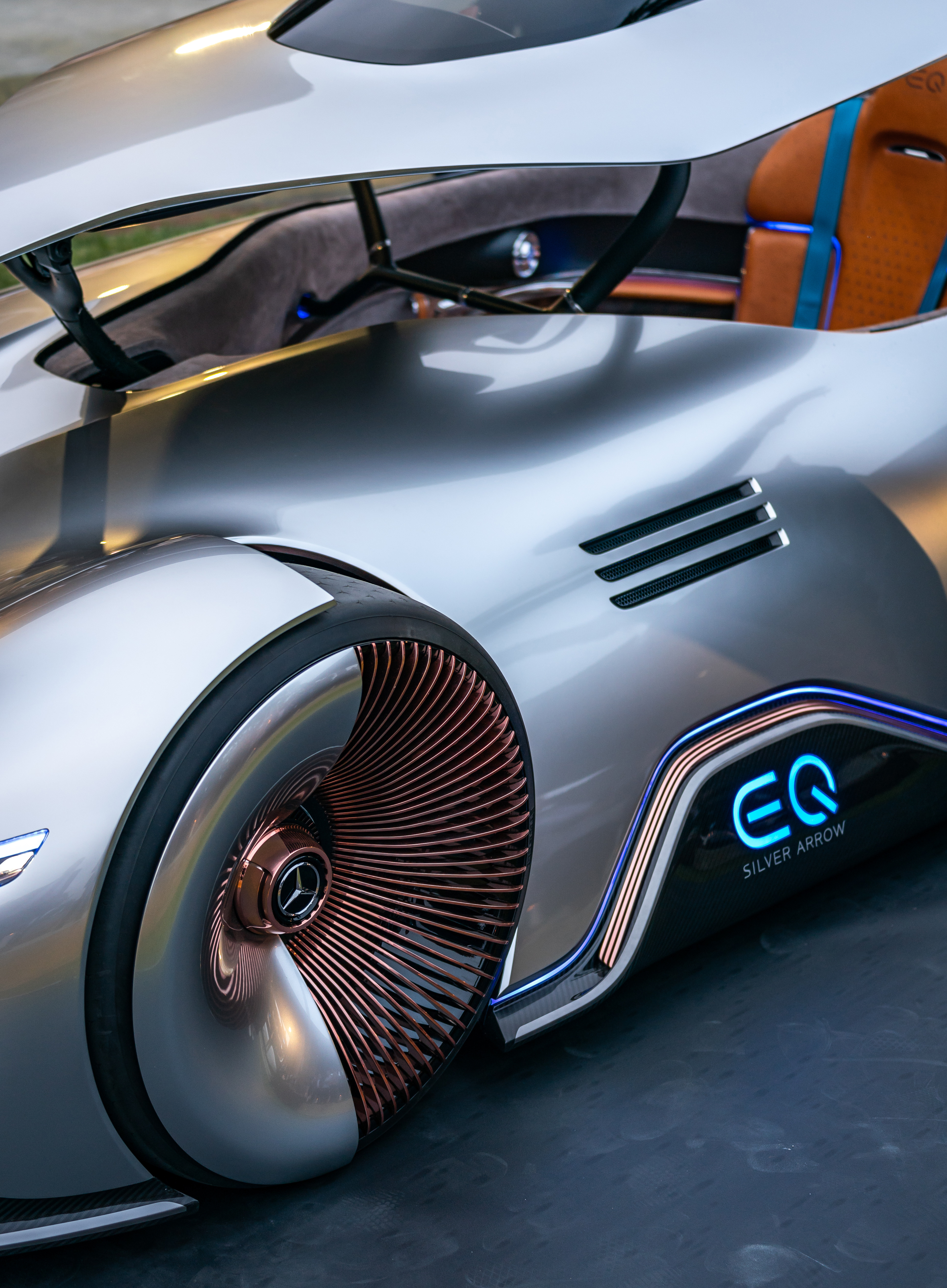 Mercedes Benz Vision EQ Silver arrow