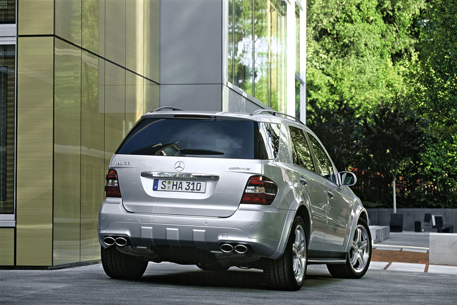 Mercedes Benz ml 63 AMG w164